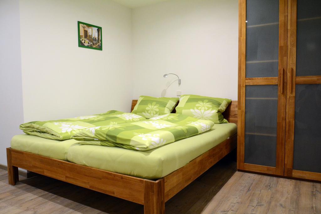 Pension Zum Hirsch Göda Habitación foto